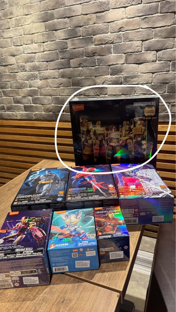 Blokees Transformers: The Golden Lagoon (Category: Designer & Blind Box Toys) located in Taguig. Submitted by maricar0411 (Listing ID 1470221476, Image 3). Description: Blokees Transformers X Yearly Version — The Golden Lagoon (2024 Edition) Limited. Brand New!.
