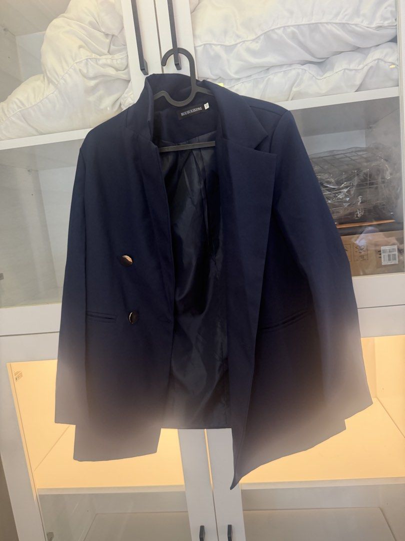 Blue blazer (Category: Coats, Jackets and Outerwear) located in Quezon City. Submitted by destashingmycloset (Listing ID 1470212467, Image 1). Description: .