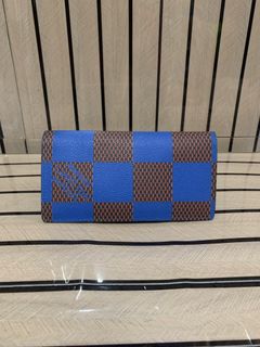 (Category: ) located in . Submitted by preluxuria_online_shop (Listing ID 1470278496, Image 1). Description: .