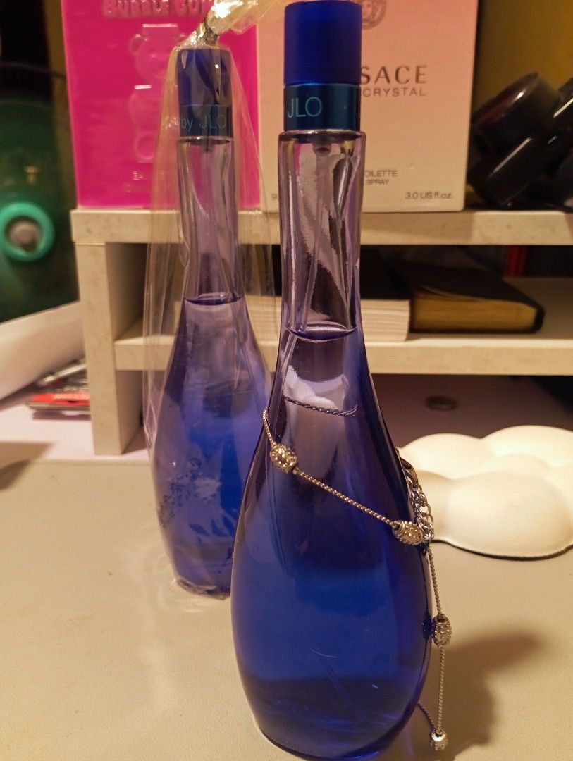Blue Glow by JLO (Category: Fragrance & Deodorants) located in Cavite. Submitted by aether-elementph_11 (Listing ID 1470275134, Image 2). Description: BLUE GLOW BY JLO VERY RARE DISCONTINUED BOUGHT IN ITALY 🇮🇹 2 PCS LEFT..