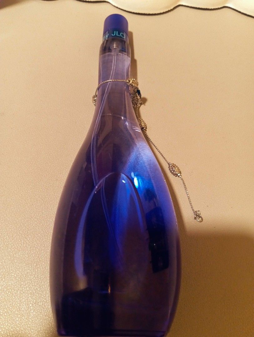 Blue Glow by JLO (Category: Fragrance & Deodorants) located in Cavite. Submitted by aether-elementph_11 (Listing ID 1470275134, Image 3). Description: BLUE GLOW BY JLO VERY RARE DISCONTINUED BOUGHT IN ITALY 🇮🇹 2 PCS LEFT..
