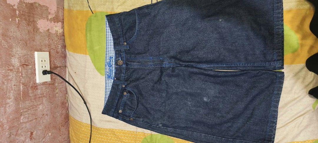Blue Jeans Denim Shorts (Category: Jeans) located in Rizal. Submitted by lacroix04 (Listing ID 1470311649, Image 1). Description: Blue gear baggy jorts length 66 cm waist 42 cm leg opening 30 Bilhn nyu n chat png gig q lng... delivery must be shouldered by the buyer.