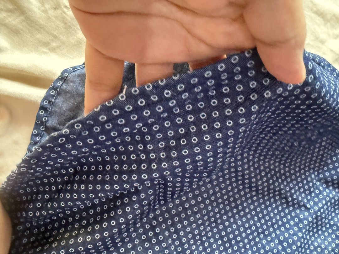 Blue Polka Dot Tunic Size S (Category: Dresses) located in Pasig City. Submitted by reese2022 (Listing ID 1470236349, Image 3). Description: - Brand: J&M - Color/Pattern: Blue with small white dots - Features: Mandarin collar, 3/4 sleeves - Size: PH S - Condition: Good pre-loved condition.