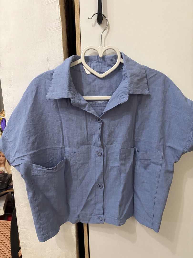 Blue polo crop top (Category: Blouses) located in Pateros City. Submitted by downsizin (Listing ID 1470169525, Image 1). Description: .