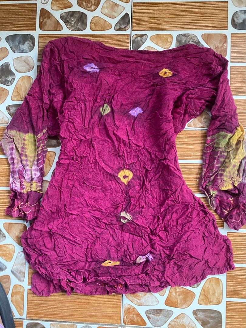 Boho Fairy Grunge Embroidered Blouse (Category: Blouses) located in Manila. Submitted by pchyomi (Listing ID 1470263654, Image 2). Description: length: 23 in bust: 28-40 in waist: 30-42 in issue: slightly torn (side).