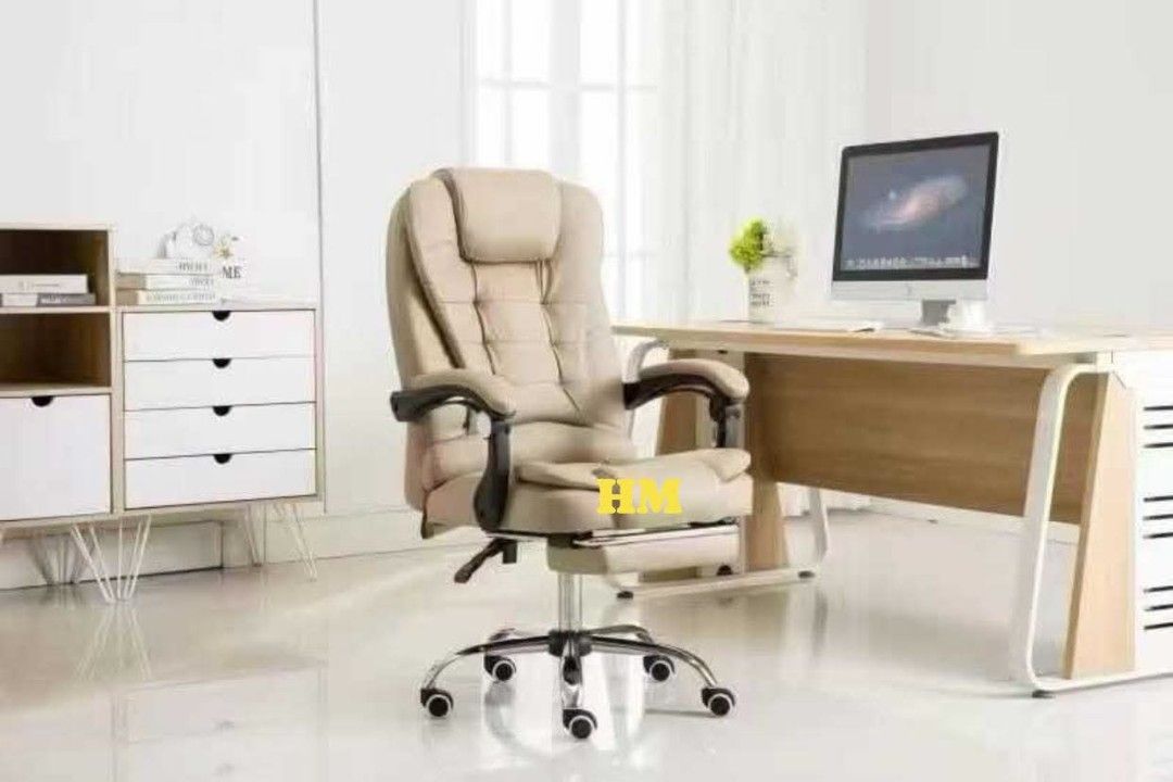 BOSS CHAIR (Category: Announcements) located in Manila. Submitted by jelai.cybyb (Listing ID 1470156298, Image 3). Description: .