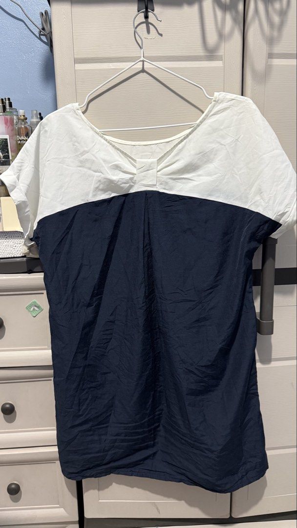 Bow Dress (Category: Dresses) located in Quezon City. Submitted by dinesaur (Listing ID 1470320074, Image 1). Description: .