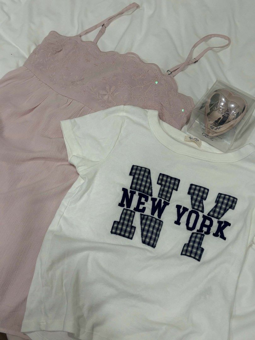 brandy melville crop top (Category: Shirts) located in Davao. Submitted by shroomblooms (Listing ID 1470285592, Image 1). Description: negotiable! bought in japan, authentic brandyyy :)).