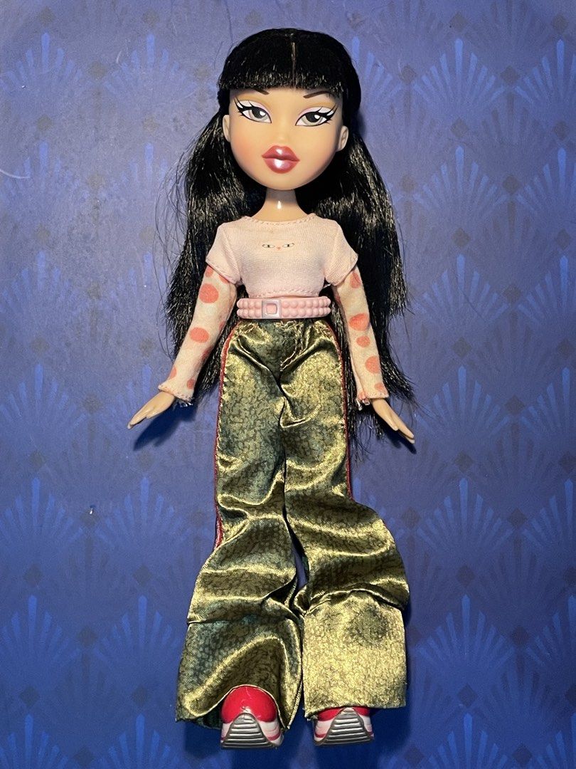 Bratz Jade Doll (Category: Kids Toys) located in Quezon City. Submitted by upcyclehub (Listing ID 1470152558, Image 1). Description: WYSIWYG.