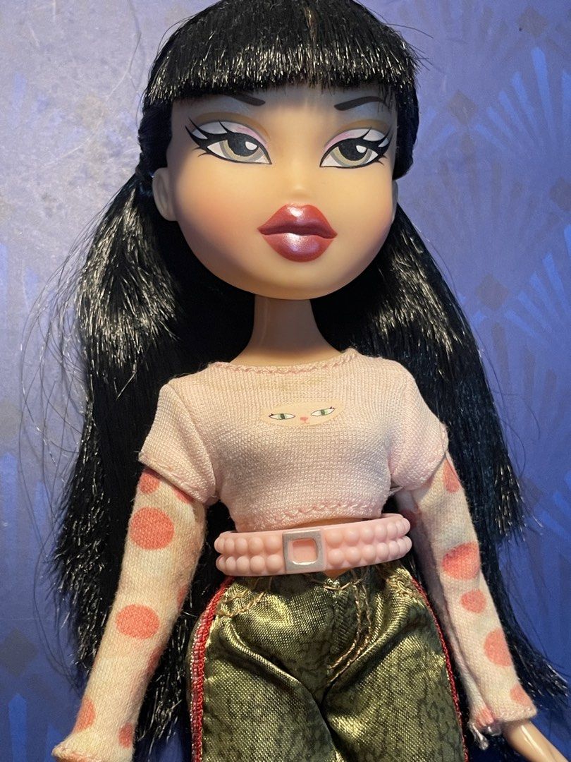Bratz Jade Doll (Category: Kids Toys) located in Quezon City. Submitted by upcyclehub (Listing ID 1470152558, Image 3). Description: WYSIWYG.