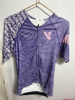 (Category: ) located in . Submitted by luvtoshoppe (Listing ID 1470303698, Image 1). Description: .