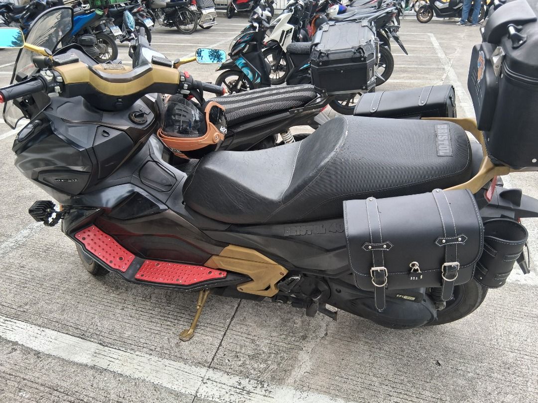 Bristol Maxi 400 (Category: Motorbikes for Sale) located in Caloocan City. Submitted by hdmike51-14442 (Listing ID 1470181523, Image 1). Description: 2022 Bristol Maxie 400cc (Expressway Legal) – Low Mileage + Extras Price: ₱185,000 (Negotiable upon viewing) Description: Selling my well-maintained 2022 Bristol Maxie 400cc maxi-scooter. Perfect for daily commutes or long-distance highway touring. Ready to ride and fully expressway-legal! Bike Spec