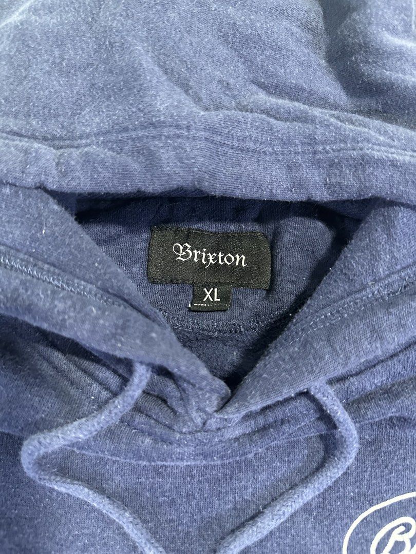 Brixton Hoodie Jacket (Category: Coats, Jackets and Outerwear) located in Bacolod City. Submitted by dannnsoy (Listing ID 1470297207, Image 3). Description: Brixton Hoodie Jacket •In very good condition •Dimension: 22” x 29” •Issue: Signs of usage and needs wash •Price: 599 only 📍Note: Color may vary to due lighting and camera resolution. .