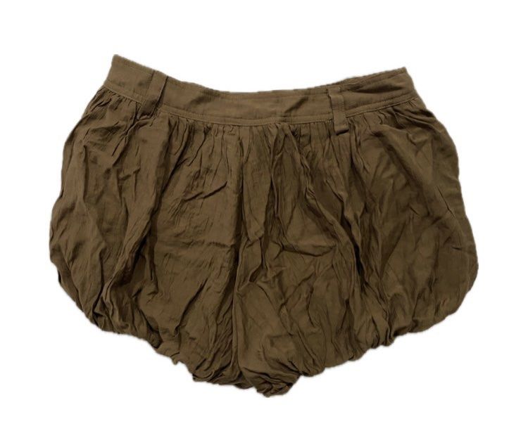 Brown bubble mini skort (Category: Skirts) located in Antipolo. Submitted by mfl_08 (Listing ID 1470302660, Image 2). Description: Brown bubble mini skort (with built in shorts) ❗️only used once ❗️no ww pic ❗️non nego ❗️delivery thru j&t or lalamove.