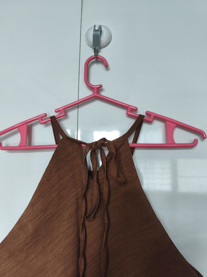 Brown Top (Category: Others Tops) located in Manila. Submitted by smilefashion08 (Listing ID 1470159515, Image 3). Description: Bought from Thailand Free Size Fits XS-M.