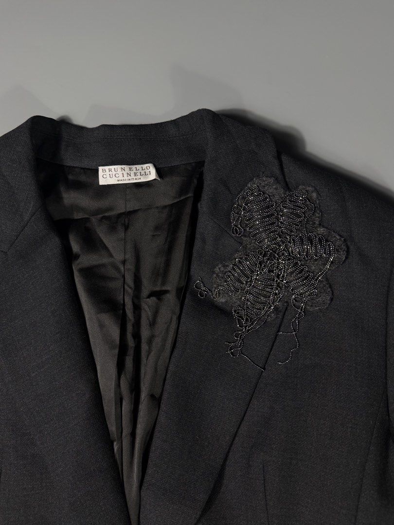 Brunello Cucinelli Flower Brooch Monil Chains Coat Blazer (Category: Coats, Jackets and Outerwear) located in Manila. Submitted by whowearsstreetwear (Listing ID 1470327330, Image 3). Description: Brunello Cucinelli Flower Brooch Monil Chains Coat Blazer - Size: Large (measurements in inches) W - 20 L - 28 Condition: Excellent Flaw/s: none + shipping fee Location: Manila (Near UST).