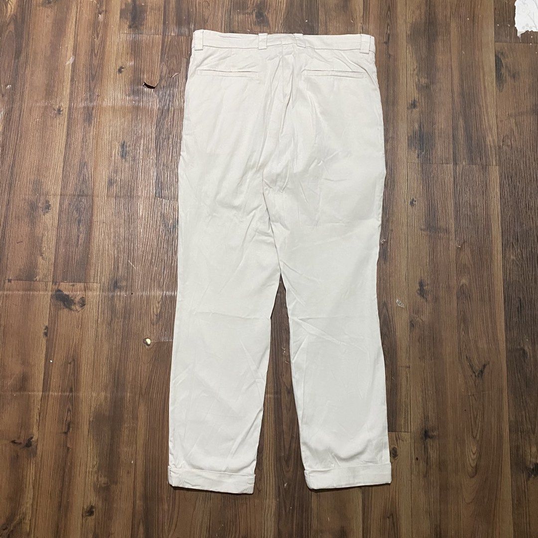 Brunello Cucinelli Leisure Fit Pants (Category: Luxury Apparel) located in Cabanatuan. Submitted by elijahthriftv2 (Listing ID 1470263499, Image 2). Description: Actual waistline 32 Lenght 38 Hem 7 Authentic No issue.