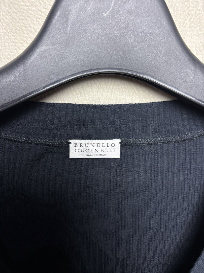 Brunello Cucinelli Stretched Blouse (Category: Shirts) located in Baybay. Submitted by thrift.ed2023 (Listing ID 1470307347, Image 3). Description: Brunello Cucinelli Stretched Blouse Medium to Large 16x25 No Issue Need Wash Good as New .