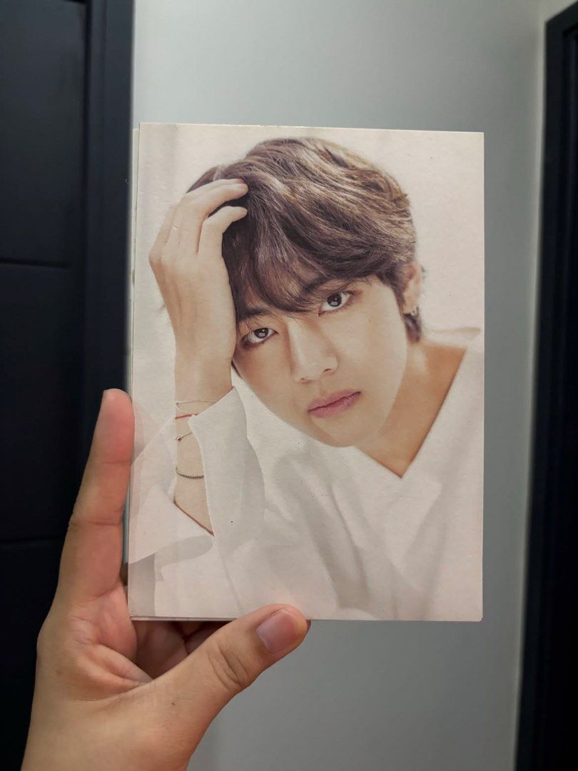 BTS V postcard 2018 BTS exhibition "oh, always" (Category: K-Wave Merchandise) located in Quezon City. Submitted by prettysash (Listing ID 1470248992, Image 3). Description: FOR SALE : BTS V postcard 2018 BTS exhibition "oh, always" photobook (official) -mint condition -350 each + sf PAYO -gcash/bank transfer -lalamove/jnt 📍fairview, quezon city.