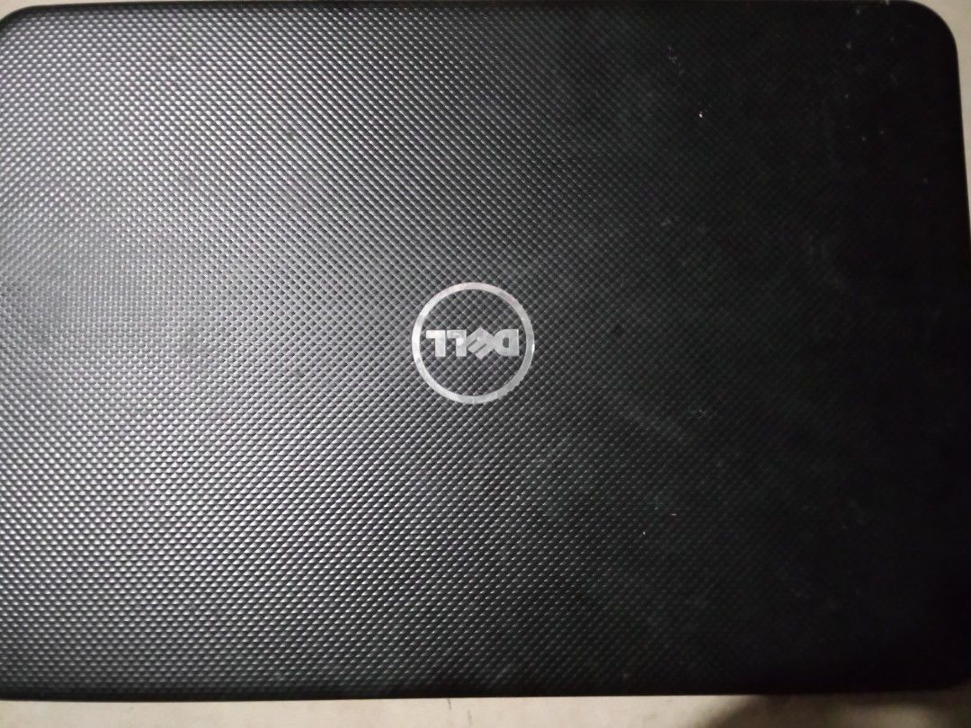 Bundle 3 Laptops (1 defect), 1 laptop board, and 1 phone (Category: Laptops & Notebooks) located in Caloocan City. Submitted by arckadata_69 (Listing ID 1470347539, Image 3). Description: FS or For Swap sa laptop 3 laptops 1 laptop board 1 cp laptop: Dell inspiron (pentium) 4gb ram 120gb ssd (issue plug n play at walang wifi) samsung i5 450m, 4gb ram 128gb ssd (issue plug n play at may black na bilog sa screen) laptop hp 2gb ram wala atang storag