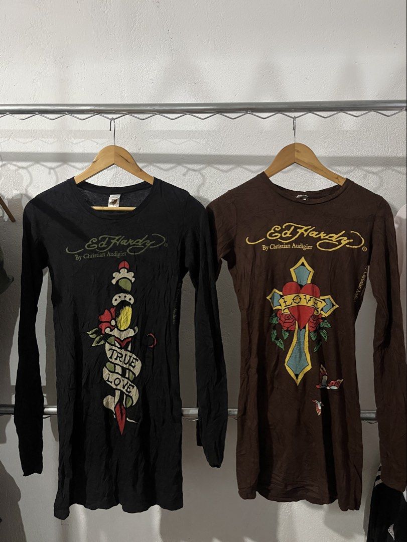 (BUNDLE) Y2k Ed Hardy Longsleeve Dress (Category: Tshirts & Polo Shirts ) located in Manila. Submitted by tvrfinds (Listing ID 1470264875, Image 1). Description: Bundle of 2 y2k edhardy black - 15x31 brown - 15x30.5 size small both -authentic -yung brown may minimal issue (parang loose stitch lang sa may bandang washtag) -laser print both -no any other issue/s maliban sa brown -excellent condition.