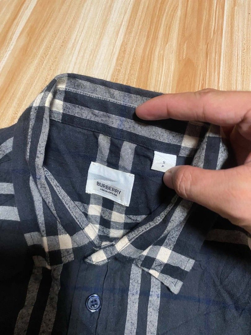Burberry Plaid Buttondown (Category: Tshirts & Polo Shirts ) located in Ilog. Submitted by mikesthrift_ (Listing ID 1470243383, Image 2). Description: burberry plaid buttondown small fittings price : 450+sf dm if interested ☺️.