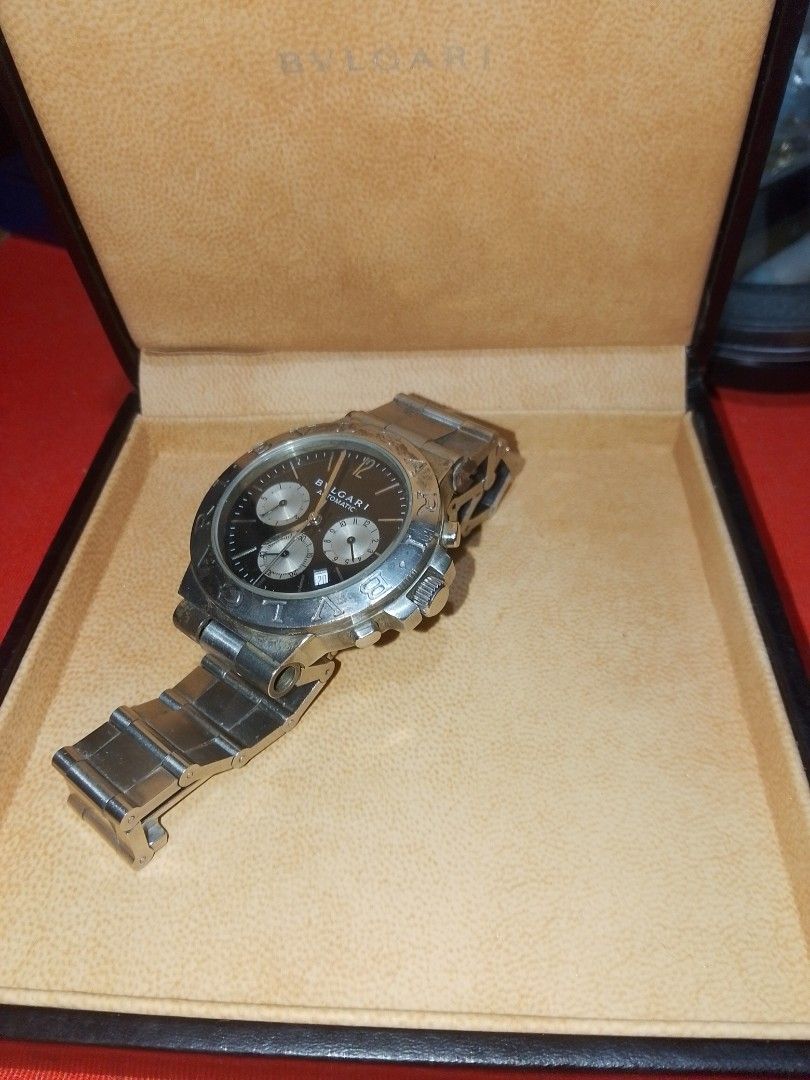 Bvlgari Automatic Working Watch (Category: Luxury Watches) located in Santo Tomas. Submitted by retrotastic (Listing ID 1470145528, Image 3). Description: automatic, working. item posted is Japan Surplus so please manage expectations, as is, not brandnew. may have minor flaws or scratches. photos provided so I can check the items on your convenience..