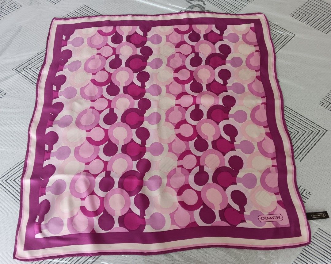C- Pattern Silk Scarf + 84 SF (Category: Hats & Beanies) located in Cebu City. Submitted by OneStop_ThriftShop_Mo (Listing ID 1466449004, Image 1). Description: Halloween Sale 🎃🎃🎃 Authentic COACH C-Pattern Silk Scarf Purple and Pink combination Soft and smooth silk Perfect gift for your loved ones or for yourself 🫶💓🧸 Size: 26.5" x 27".