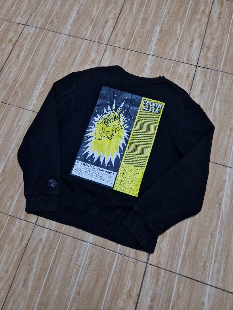 Calvin Klein (Category: Coats, Jackets and Outerwear) located in Antipolo. Submitted by kentoy6666 (Listing ID 1470308350, Image 1). Description: .