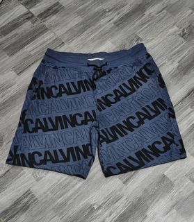 (Category: ) located in . Submitted by cogeothriftapparel (Listing ID 1470270984, Image 1). Description: .