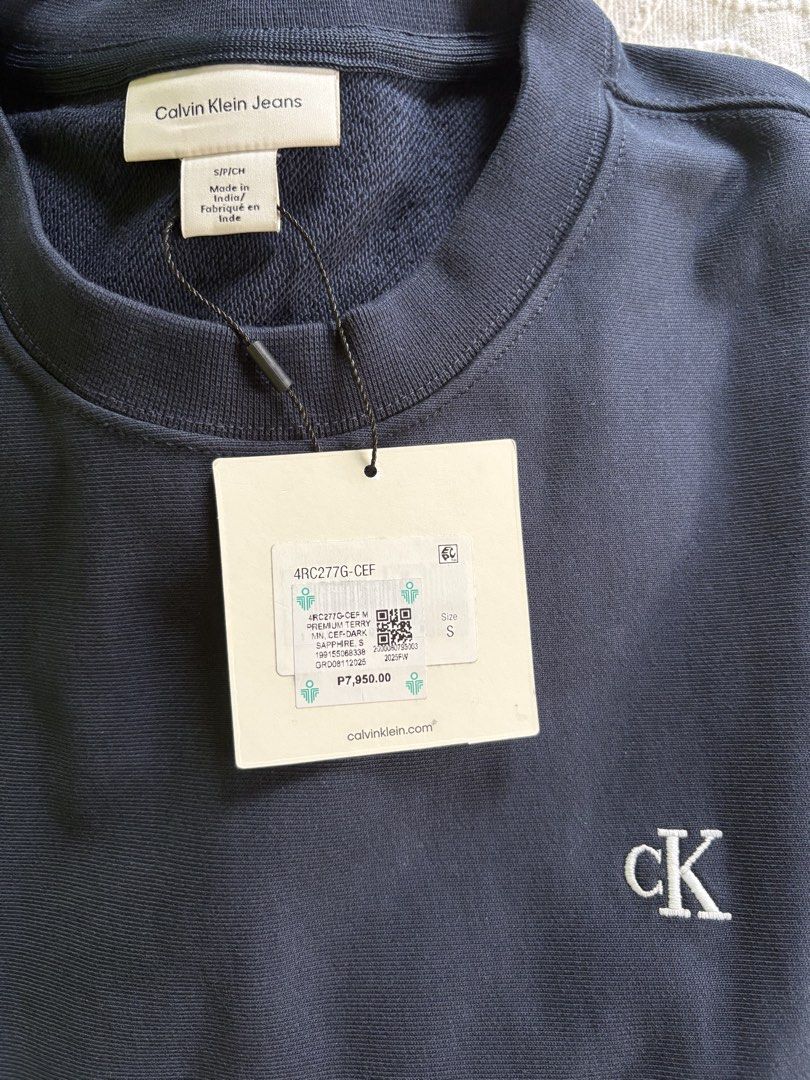 Calvin Klein Sweater (Category: Coats, Jackets and Outerwear) located in Cainta. Submitted by shoptrouvailles (Listing ID 1470177152, Image 2). Description: Brand New Fs: CK Sweater Color: Navy Blue Size: Small But Fit To Medium ₱5,495 Selling it Low.