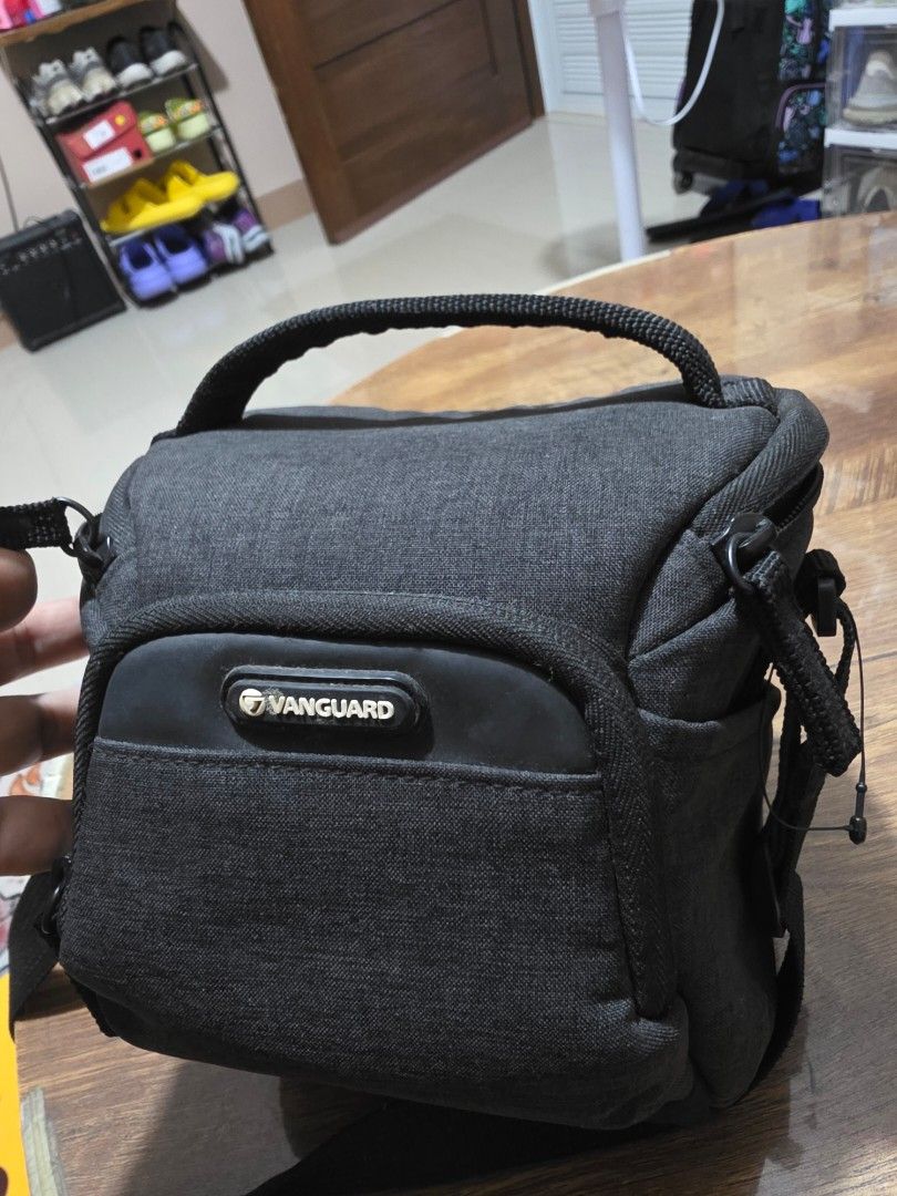 Camera Bag Vesta Aspire 15 (Category: Cameras) located in Santo Tomas. Submitted by kendra_04 (Listing ID 1470344681, Image 2). Description: From Australia never been used.