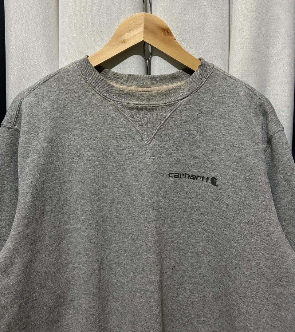 Carhartt Crew neck Pull Over Sweatshirt (Category: Coats, Jackets and Outerwear) located in Guinobatan. Submitted by lorocathrifts (Listing ID 1470289821, Image 2). Description: Carhartt Crew neck Pull Over Sweatshirt Size: Medium on tag (Original Fit) Condition: Well Used *bawal sa maarte*.