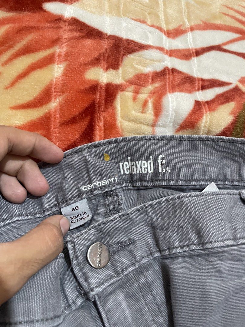 CARHARTT JORTS (Category: Shorts) located in Cagayan de Oro. Submitted by dwight_666 (Listing ID 1470254359, Image 3). Description: W - 40 L - 24 complete tags excellent condition no issue color rate: 9/10.
