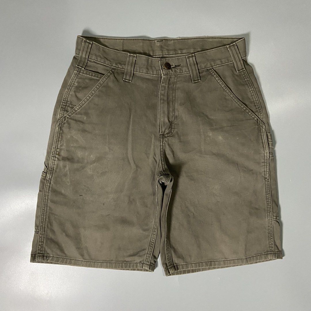 Carhartt Relaxed Fit Carpenter Jorts (Category: Shorts) located in Taguig. Submitted by workwearheads (Listing ID 1470328728, Image 2). Description: ▪️Waist: 30-31 ▪️Length: 20 ▪️Thigh: 13 ▪️Leg Opening: 11 ▪️Color rate: 8.5/10 ▪️Issue: minor stain need wash (see last 2 photo) ▪️Excellent Condition .