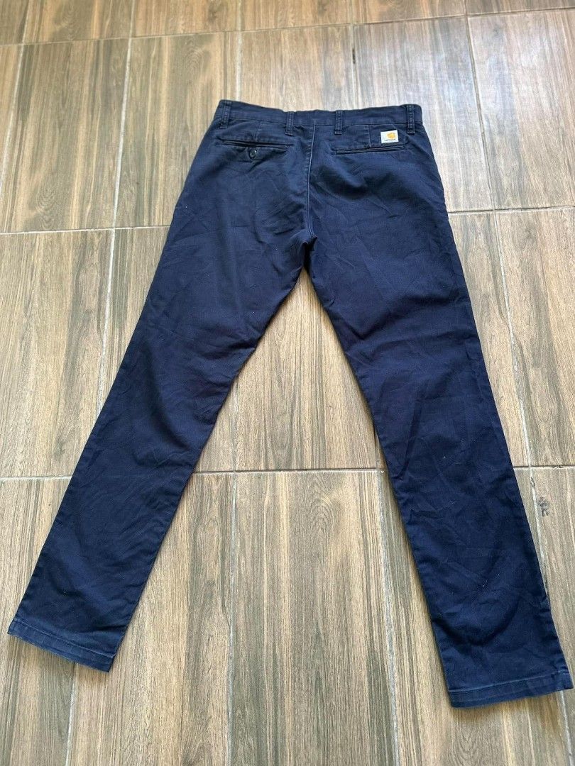 Carhartt wip (Category: Chinos) located in Alegria. Submitted by karlojis22 (Listing ID 1470263932, Image 3). Description: very good.