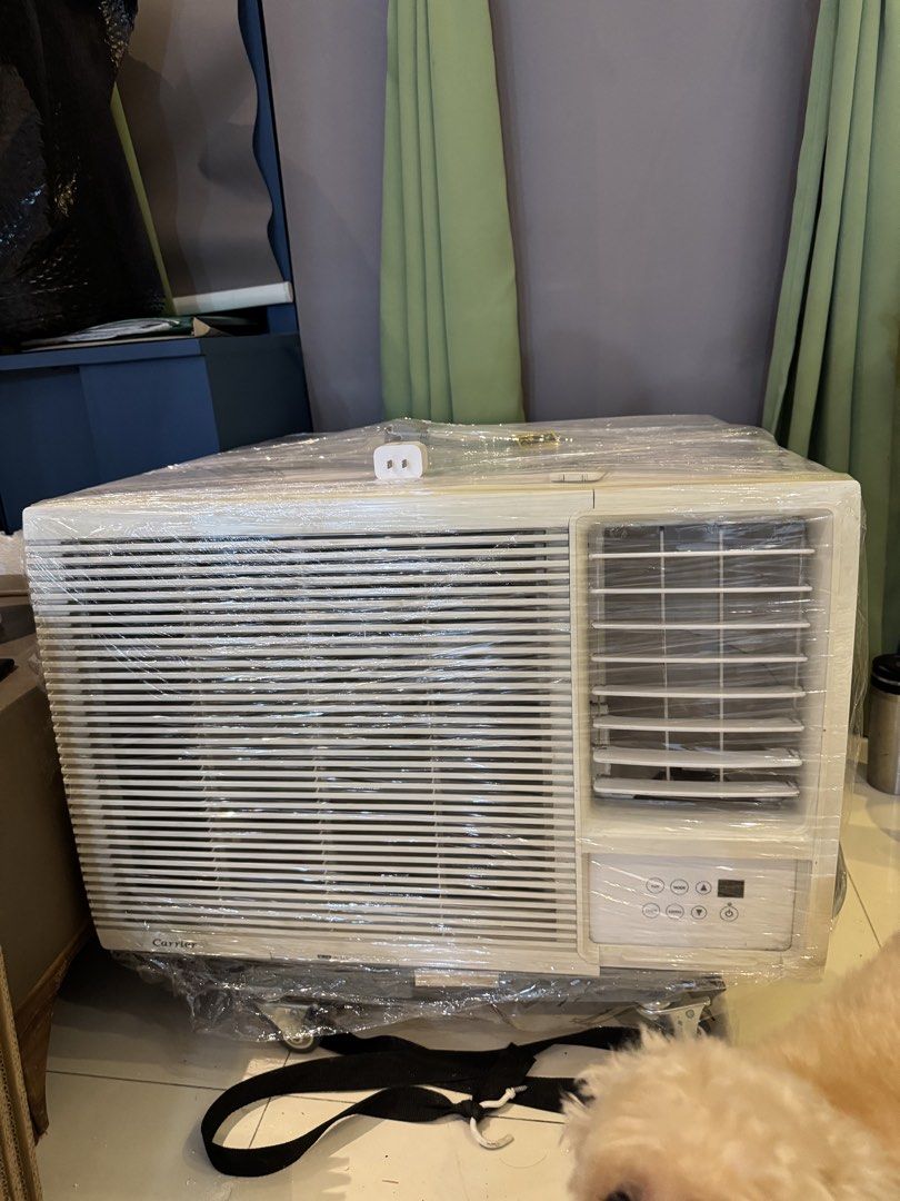 Carrier Window Type Air Conditioner with Remote (Category: Air Conditioning and Heating) located in Taguig. Submitted by shianaarellano (Listing ID 1470303508, Image 2). Description: 2.5 Hp Almost brand new rarely used No issue sobrang lamig mabilis din magpalamig ng living area. Rfs: moving abroad.
