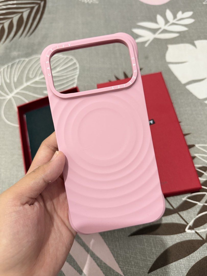 Casetify Dupe for 17 Pro Max (Category: Cases & Sleeves) located in Munoz. Submitted by shop.holiic (Listing ID 1470279231, Image 2). Description: Dupe only No issue 17 PRO MAX Blush Pink J&T MOP: Maribank/Gcash Nueva Ecija.