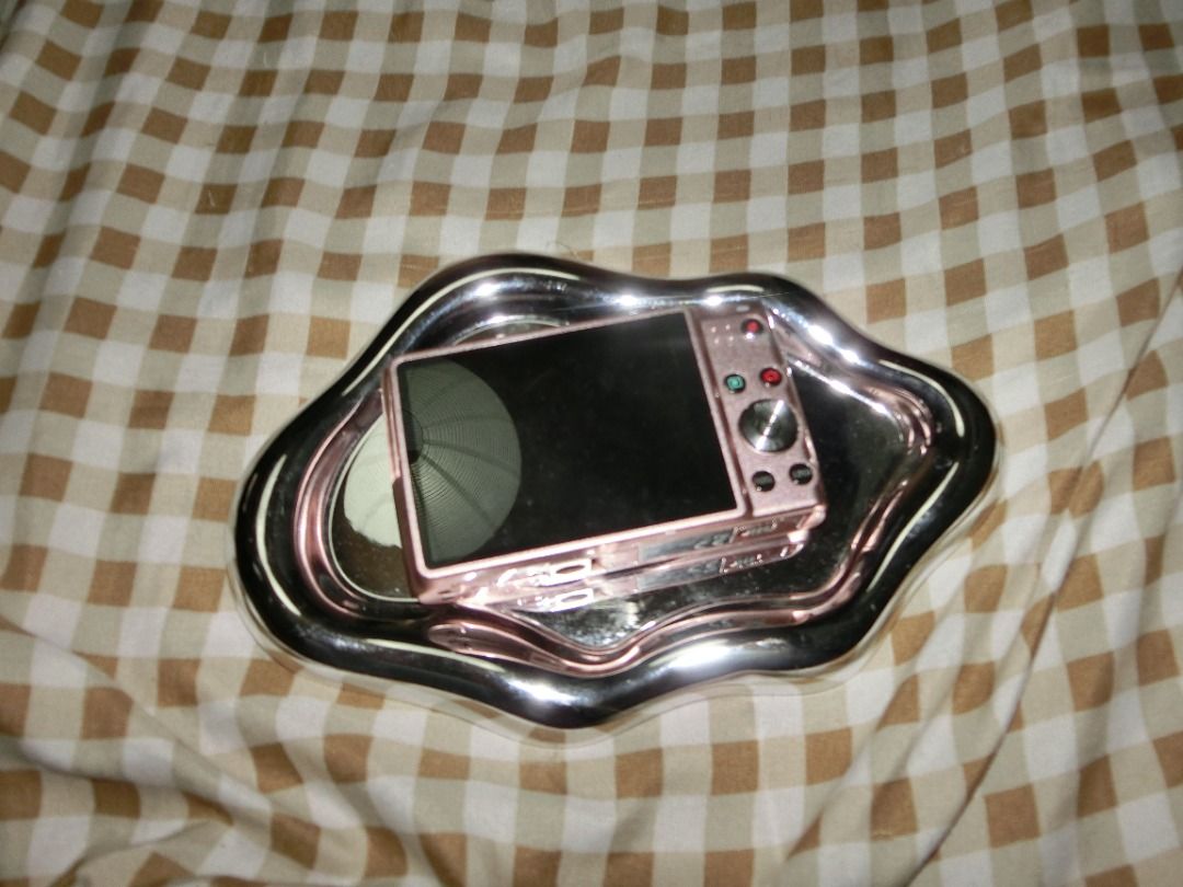 CASIO EXILIM Z300 (Category: Cameras) located in Mexico. Submitted by fromjiya (Listing ID 1470267249, Image 2). Description: ₊˚⊹♡ CASIO EXILIM Z300 ♡⊹˚₊ | BLUSH PINK 🎀 the prettiest blush pink digicam for your soft, dreamy digi moments ୨୧ BLUSH PINK • VINTAGE DIGICAM • MILD VIGNETTE • FULL INCLUSION ₊˚⊹ camera deets ⊹˚₊ ♡ 10.1MP sensor ♡ 4× optical zoom ♡ 3.0-inch LCD screen ♡ CCD sensor for that classic digicam look ♡ compact point-and-shoot b