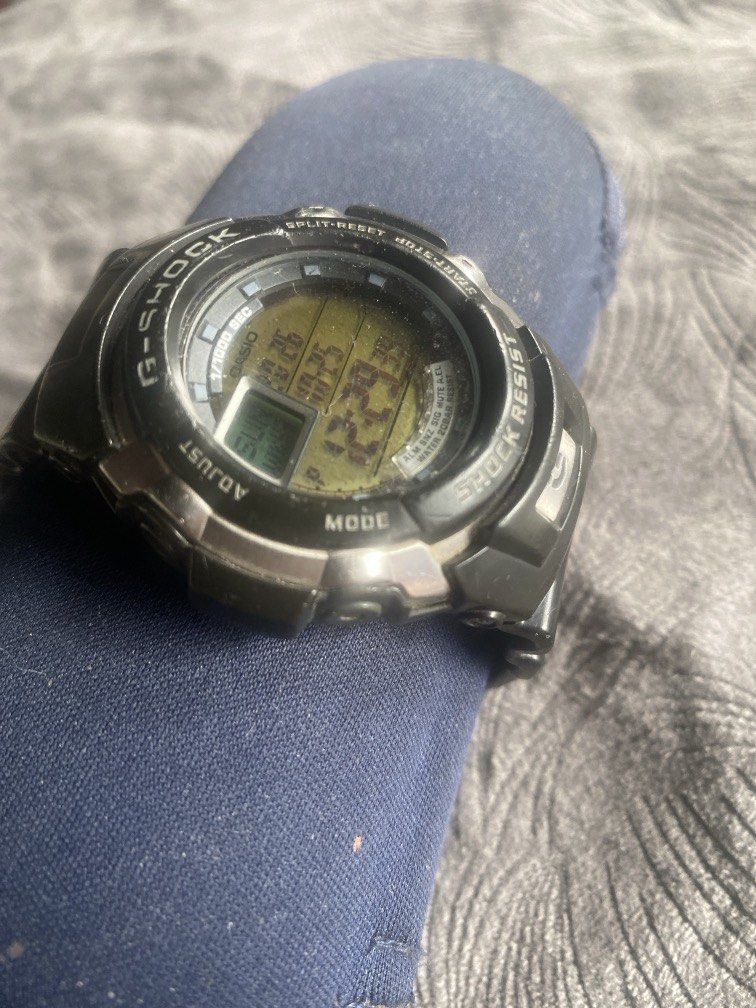 Casio gshock G-7700 original (Category: Men's Watches) located in Baguio. Submitted by agozun61 (Listing ID 1470183245, Image 2). Description: Vintage Casio gshock original. Good running condition..