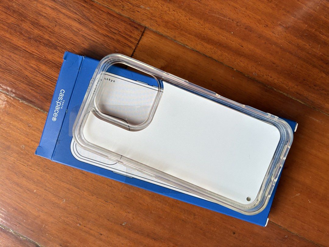 Caspace Japan iPhone 16 Pro Case (Category: Cases & Sleeves) located in Davao. Submitted by keirousel (Listing ID 1463790111, Image 2). Description: Cas:pace (Japan) • Glow in the dark • Not MagSafe • From the same shop that sells the famous vending machine case • SRP around ₱2,000.