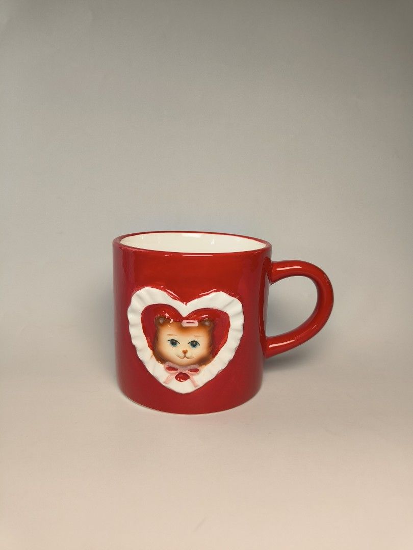 Cat mug (Category: Coffee & Tea Tableware) located in Cavite. Submitted by phtmt (Listing ID 1470264782, Image 1). Description: with paint manuf inside These are factory pull-out items, so minor imperfections or flaws may be present. Please manage your expectations..