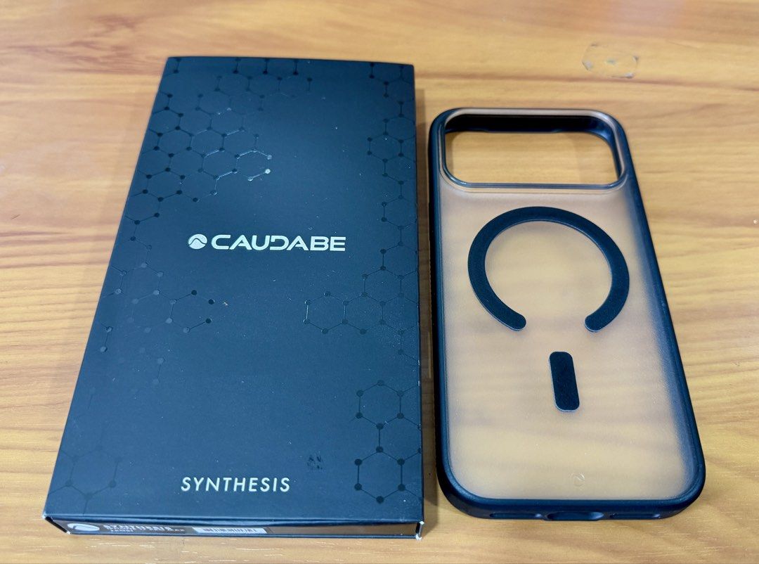 Caudabe Synthesis Case for iPhone 17 Pro Max (Category: Cases & Sleeves) located in Pasay City. Submitted by mikerosoft36 (Listing ID 1470165462, Image 1). Description: Caudabe Synthesis Case for iPhone 17 Pro Max Color: Frost Used a few times only RFS: Declutterring Pasay / Makati Area.