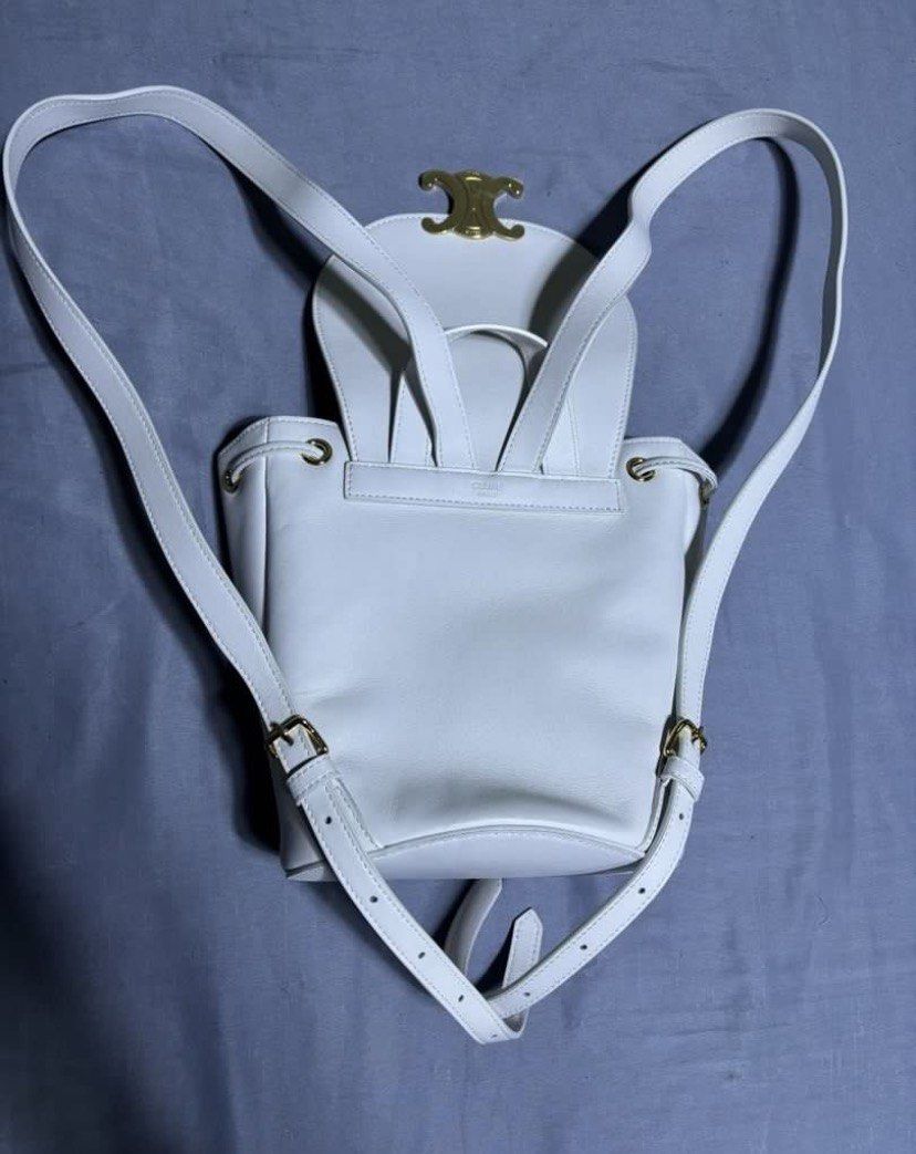 Celine bonnie leather bag (Category: Backpacks) located in Cebu City. Submitted by xiangutierreziaccount (Listing ID 1470275151, Image 2). Description: Never been use Generic dust bag Small size.