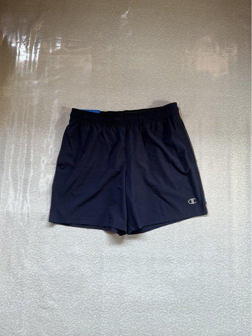 Champion Active Hombre Short Navy Blue Reflectorize (Category: Activewear) located in Binan City. Submitted by findnavi (Listing ID 1469105030, Image 1). Description: - Large - 32-36x17, 13 opening - Brand new .