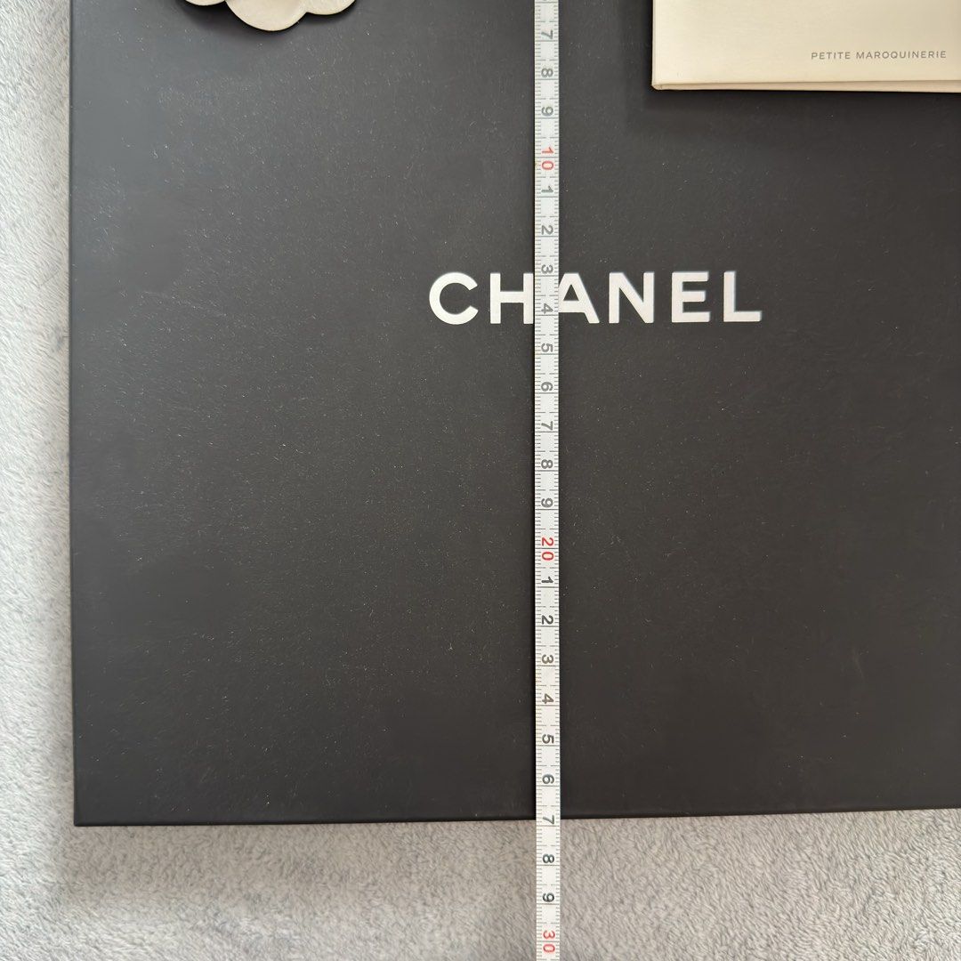 Chanel box with ribbon (Category: Luxury Accessories) located in Quezon City. Submitted by hintstreet (Listing ID 1470175012, Image 3). Description: Complete with ribbon This is for the scarf.