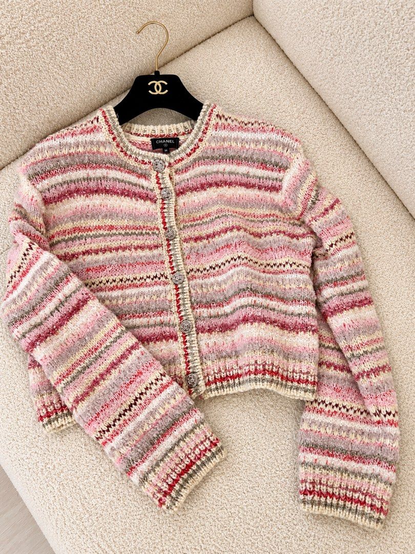⚜️Chanel pink cardigan / top (Category: Luxury Apparel) located in Makati City. Submitted by 90sangel (Listing ID 1470155879, Image 1). Description: Sugar, blush, and everything pink. 💞🩷🌸✨ .
