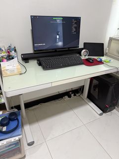 (Category: ) located in . Submitted by mummyzin (Listing ID 1470179347, Image 1). Description: .