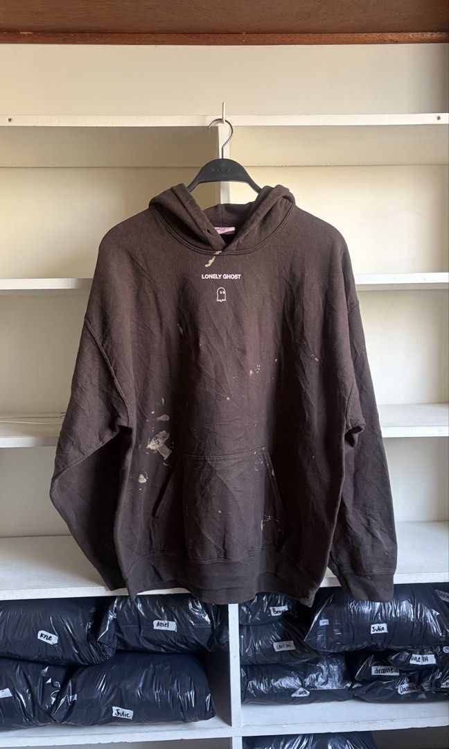Chocolate Brown Hoodie (Category: Hoodies) located in Manila. Submitted by _revault (Listing ID 1470284935, Image 1). Description: .