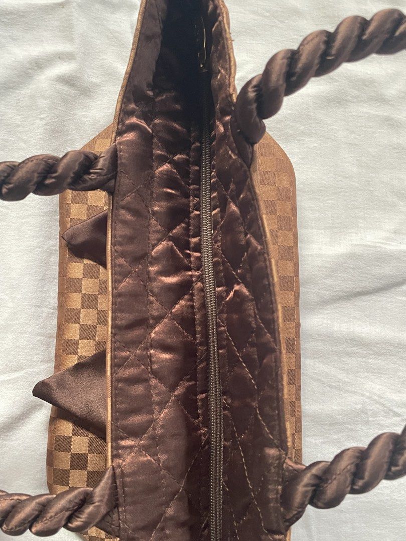 Chocolate Silk Tote Bag (Category: Tote Bags) located in Puerto Princesa. Submitted by bygaelle.co (Listing ID 1470265656, Image 2). Description: .